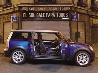 MINI Clubman