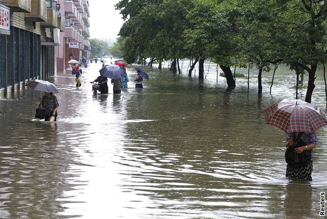 Severní Koreu zasáhly v posledních dnech katastrofální povodn