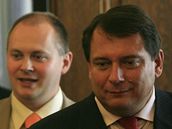 Zástupci SSD, pedseda Jií Paroubek, stínový ministr zemdlství Michal Haek a stínový ministr financí Bohuslav Sobotka