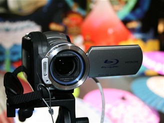 Hitachi BluRay kamera - zepredu