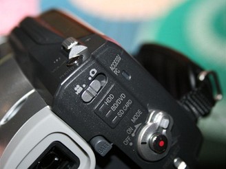 Hitachi BluRay kamera - detail zezadu