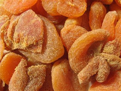 Sušené meruňky z Turecka napadl roztoč mlékohub.