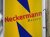 Neckermann si zajistil publicitu a pak plné ceny stáhl, stuje si konkurence.