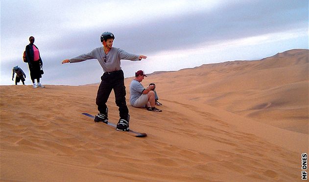 Sandboarding v Namibii
