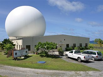 Pozemn radar v Kwajaleinu na Marshallovch ostrovech GBR-P