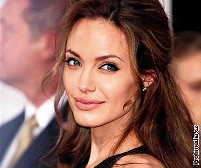 Angelina Jolie