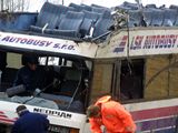 Patrov autobus, kter v roce 2003 havaroval u Naidel, piel bhem pevrcen o stechu. 19 lid z hornho patra zemelo.