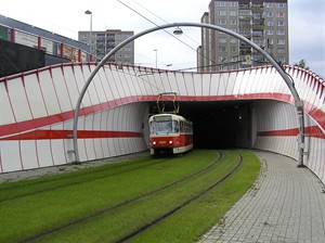 Nejmodernj tra tramvaj - Hluboepy - Barandov