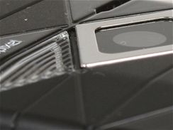 Recenze Nokia 7500 detail