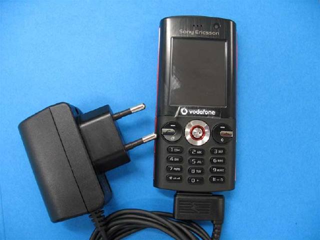 Sony Ericsson V640i