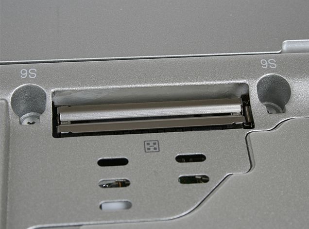 Detail dokovacího konektoru