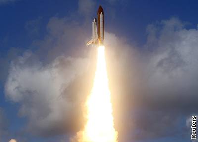 Do kosmu se raketoplán Discovery vydal 23. íjna 2007