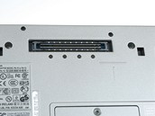 Dell - detail dokovacího konektoru