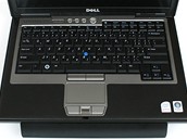 Dell - pohled na klávesnici