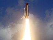 Do kosmu se raketoplán Discovery vydal 23. íjna 2007