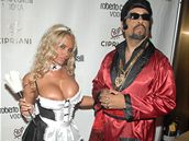Ice-T a jeho ena Coco na oslav Halloweenu Roberta Cavalliho v New Yorku