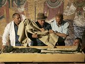 Odkryté tlo mumifikovaného faraona Tutanchamona