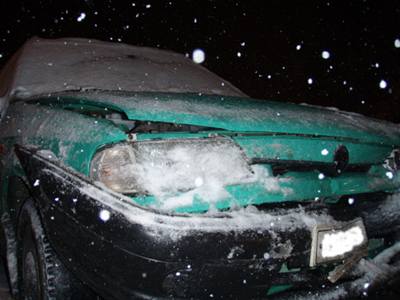 Sníh zavinil i dopravní nehodu dvou automobil v Bohumín