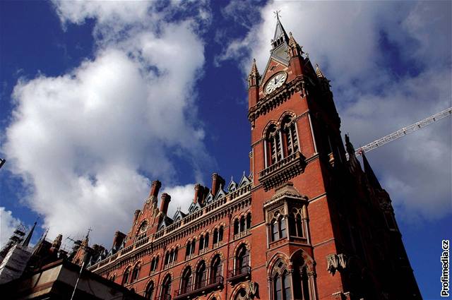 Londýnské nádraí St. Pancras