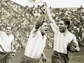 Oscar Tarrio a Manuel Ferreira v roce 1929 pi Americkém fotbalovém poháru