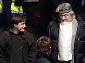 Daniel Radcliffe a Michael Gambon bhem natáení filmu Harry Potter a Princ dvojí krve