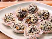 Hndobílé oechové kuliky