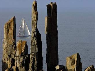 Wild Oats XI 