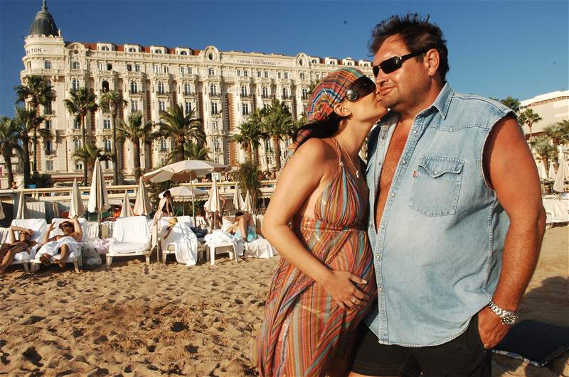 Gábina Partyová s manelem Josefem Koktou na dovolené v Cannes