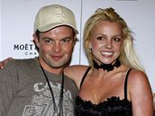 Claus Hjelmbak a Britney Spearsová na jejích narozeninách ve Scandinavian Mansion of Style v Beverly Hills