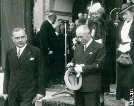 Prezident Bene na návtv eských Budjovic v kvtnu 1937.