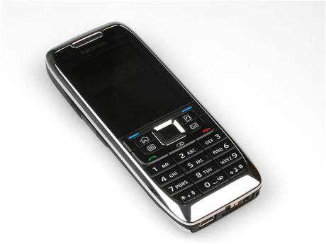 Nokia E51