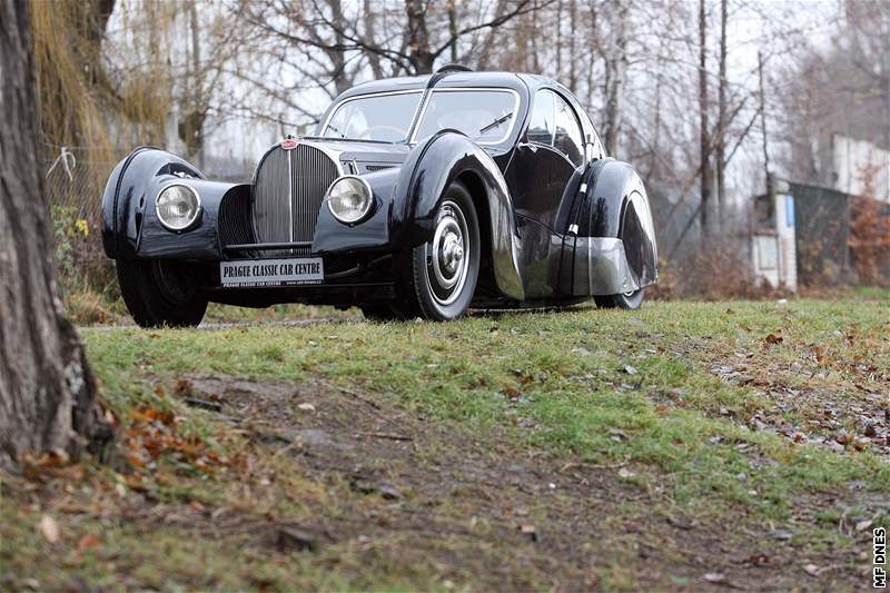 Výjimené Bugatti 57 SC Atlantic navrhl syn zakladatele slavné znaky.