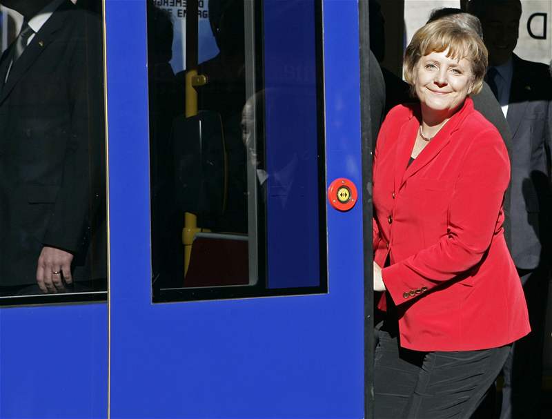 Mirek Topolánek a Angela Merkelová v Lisabonu