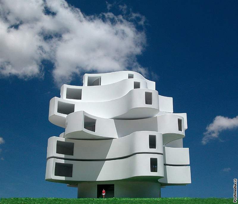Větrný dům navrhl americký architekt Michael Jantzen