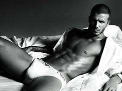 David Beckham v nov reklam na spodn prdlo Armani
