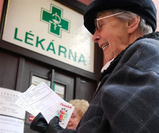 Sdruení ambulantních specialist chce lidem pomoci s výbrem levné lékárny. Ilustraní foto.