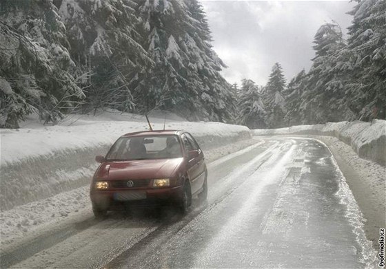 Nejsme horská zem, aby bylo nutné zimní pezutí zavést plon, íká ministerstvo. Ilustraní foto