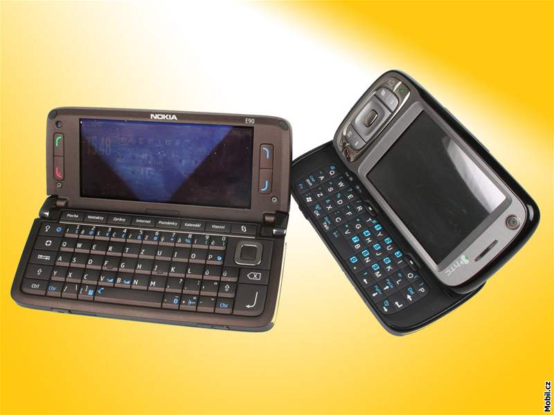 Srovnání komunikátor HTC TyTN II a Nokia E90