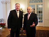 Václav Klaus a Mirek Topolánek po obd v Lánech