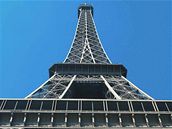 MEX: Hrozí útok na Eiffelovku?