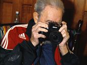 Fidel Castro fotografuje (16. ledna 2008)