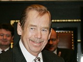 Václav Havel s Cenou Karla �apka