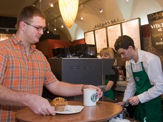 Kavrna Starbucks na Malostranskm nmst.