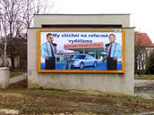 �SSD autorství billboardové antikampan� popírá.