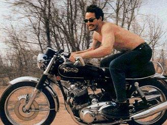 Keanu Reeves