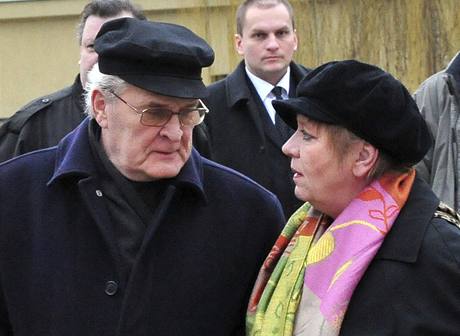 Poheb Jiího Sequense - Vladimír Brabec a Jaroslava Obermaierová