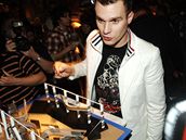 Leo� Mare� s maketou studia, odkud se bude od ned�le vysílat po�ad X Factor