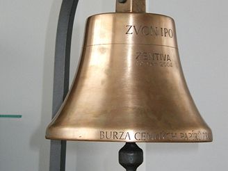 Burza cennch papr Praha, zvon IPO.