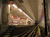 Pipojování nového úseku metra ke stávající trase