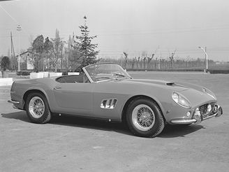 Ferrari 250 California